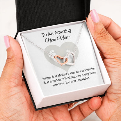 Interlocking Hearts Message Card in Hand